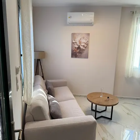 Andry's Slow Living In The Heart Of By 8essentially Lejlighed *