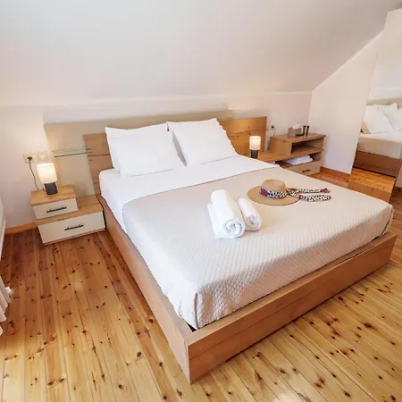 Andry's Slow Living In The Heart Of By 8essentially Apartman *